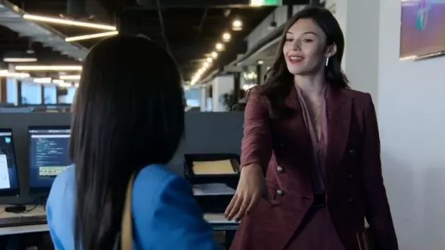 Veronica Beard Miller Dickey Jacket worn by Liza as seen in Good Trouble (S04E03)