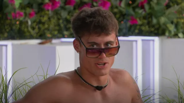 Quay Nightfall worn by Andy Voyen as seen in Love Island (S04E04) | Spotern