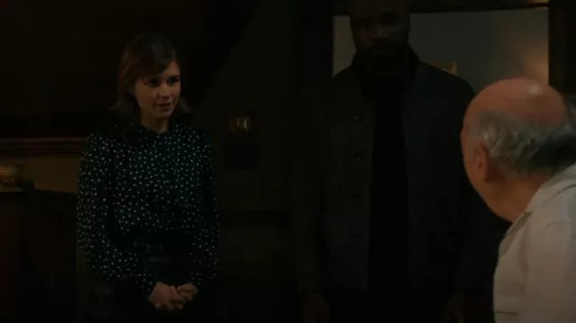 Chemise en soie imprimée Sandro portée par Kristen Bouchard (Katja Herbers) vue dans Evil (S03E01)