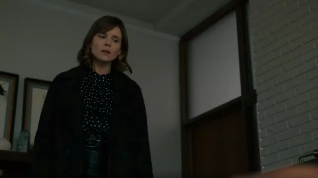 Max Mara Robinia Abrigo usado por Kristen Bouchard (Katja Herbers) como se ve en Evil (S03E01)