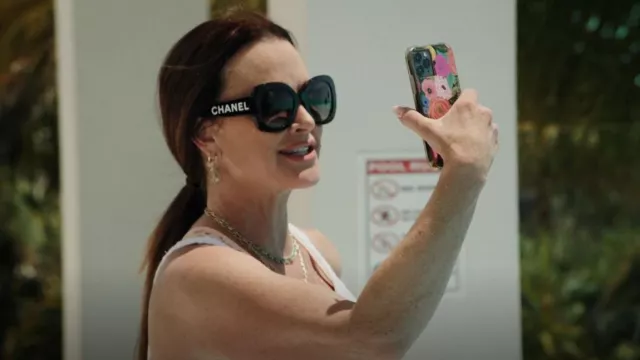 Chanel Square Sunglasses worn by Kyle Richards as seen in The Real  Housewives Ultimate Girls Trip (S01E06)