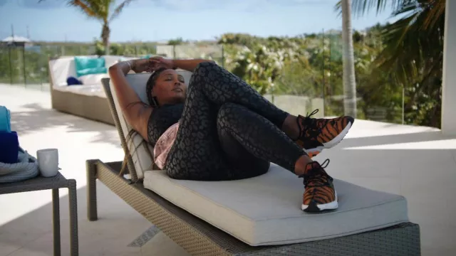 Electric Yoga Independence Cheetah-Print Leggings worn by  Cynthia Bailey as seen in The Real Housewives Ultimate Girls Trip (S01E06)