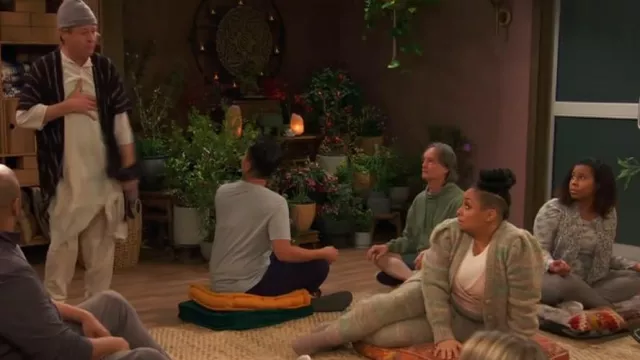 Love Shack Fancy Olvera Drawstrinig Joggers worn by Raven Baxter (Raven-Symoné) as seen in Raven's Home (S05E07)