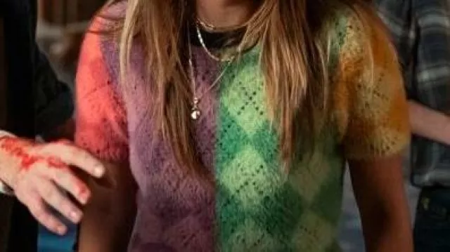 Pull Two Tone Argyle Top Knit porté par Kinsey Locke (Emilia Jones) dans les tenues de la série télévisée Locke & Key (saison 3 épisode 1)