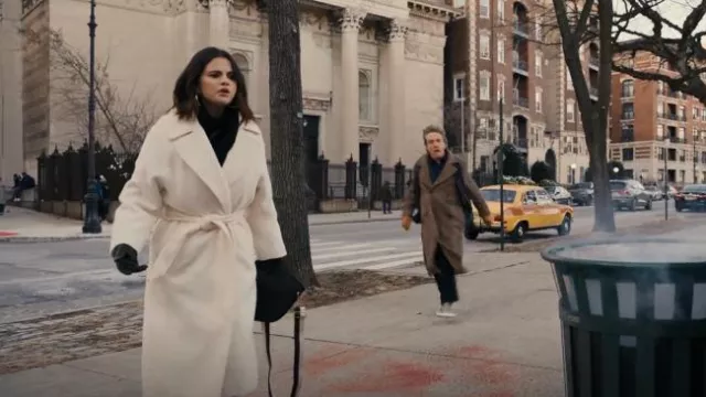 Madewell La sacoche de transport portée par Mabel Mora (Selena Gomez) vue dans Only Murders in the Building (S02E06)
