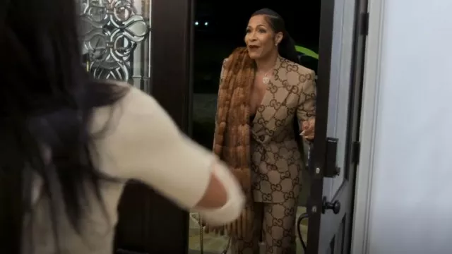 Gucci Brown 'GG' Canvas Double porté par Sheree Whitfield vu dans The Real Housewives of Atlanta (S14E12)