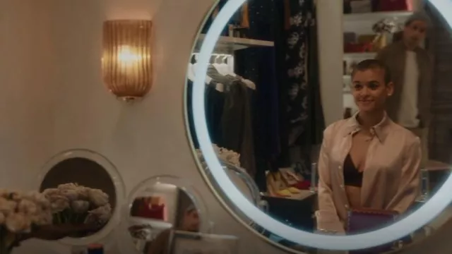 Nanushka Tippi Top porté par Julien Calloway (Jordan Alexander) vu dans Gossip Girl (S01E01)