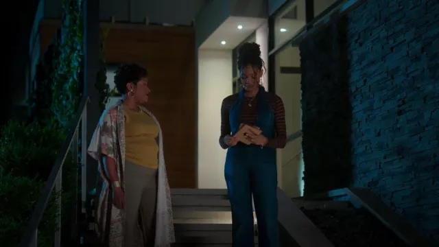 Gorgeous Flared denim Halterneck Jumpsuit worn by Talia(Aubin Wise) as seen in First Kill (S01E01)