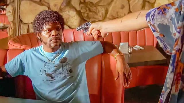 Blue Printed T-Shirt worn by Jules Winnfield (Samuel L. Jackson) in Pulp  Fiction outfits