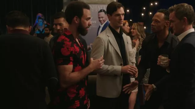 Forever 21 Rose Printed Shirt worn by Luis (Jhu­len­ty De­los­san­tos) as seen in Uncoupled (S01E04)