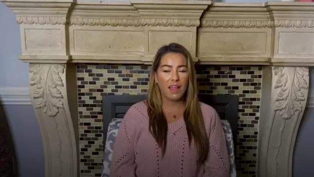 Sears V-Neck Warm Sweater worn by Veronica Rodriguez as seen in 90 Day Diaries (S03E02)