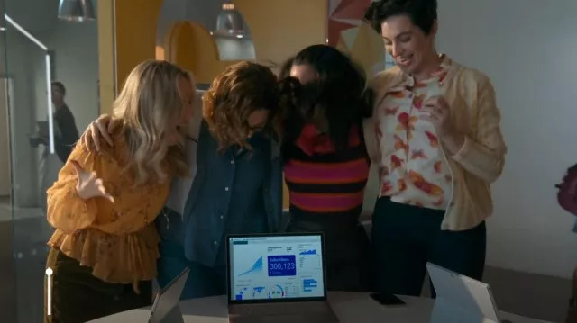 Madewell Corduroy A-Line Snap Mini Skirt worn by Claire Badgely (Seri DeYoung) as seen in Good Trouble (S04E15)