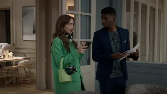 Staud Mini Bissett Lizard Embossed Leather Bucket Bag worn by Emily Cooper Lily Collins as seen in Emily in Paris S01E05 Spotern