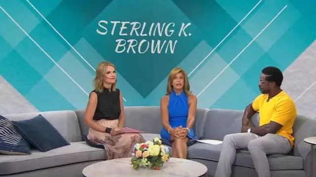 Lela Rose Abstract-Print Midi Skirt worn by Savannah Guthrie as seen in Today on August 16,2022