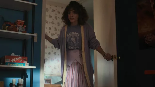 Grey Long Cardigan worn by Nancy Wheeler (Natalia Dyer) as seen in Stranger Things TV series wardrobe (S04E01)