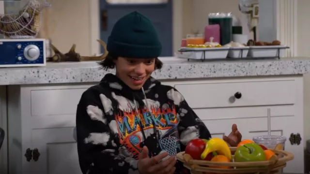 Market Dig­i­tal Dunk Hood­ie worn by Colby (Malachi Barton) as seen in The Villains of Valley View (S01E10)