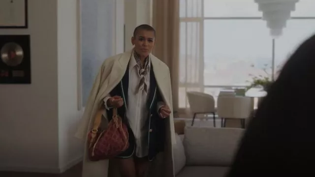 Céline Paris Macadam Bittersweet Hobo Bag porté par Julien Calloway (Jordan Alexander) vu dans Gossip Girl (S01E11)