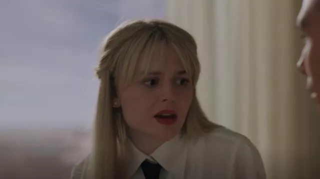 Sydney Evan Gold & Di­a­mond Ear­rings worn by Audrey Hope (Emily Alyn Lind) as seen in Gossip Girl (S01E11)
