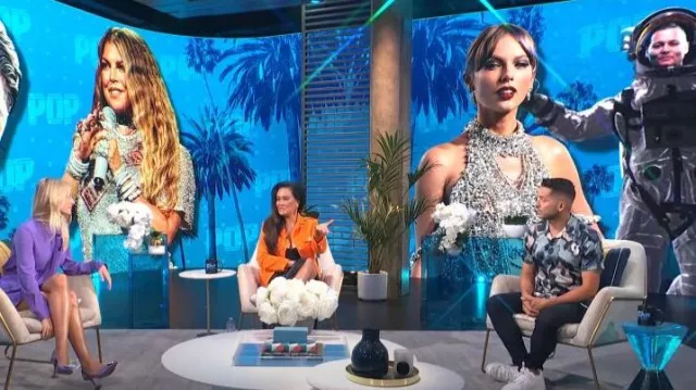 Reiss Fangio Abstract Floral Button-Front Shirt worn by Jai Rodriguez as seen in E! News  Daily Pop on August 30,2022