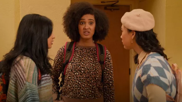Rails Reeves Leopard Sweatshirt worn by Fabiola Torres (Lee Rodriguez) as seen in Never Have I Ever (S02E02)