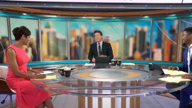 Calvin Klein Fit y Flare Midi Dress usado por Jericka Duncan como se ve en CBS Mornings el 31 de agosto de 2022