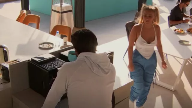 Pretty Little Thing Sky Blue Shell Ruched Leg Jog­gers worn by Bethan Kershaw as seen in All Star Shore (S01E11)