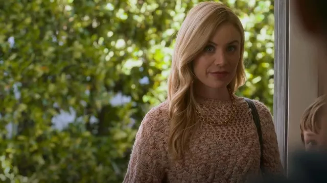 Ted Baker Lorensa Chunky Cable Summer Sweater porté par Laura comme vu dans Good Trouble (S04E18)