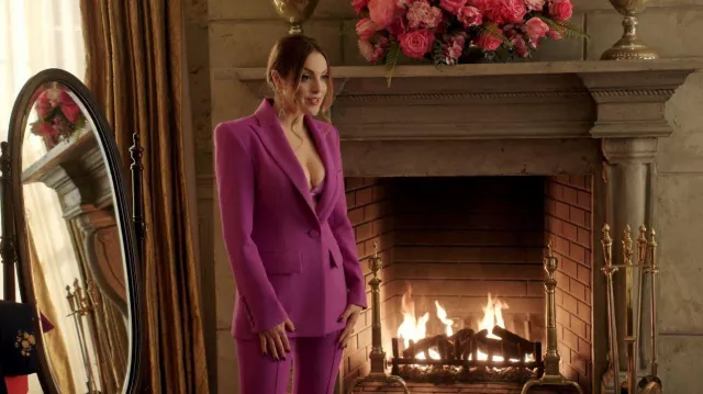 Alex Perry Rene Stretch Crepe Flared Trousers worn by Fallon Carrington (Elizabeth Gillies) as seen in Dynasty (S04E06)