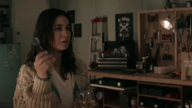 Pilcro Lily Longline Cardigan worn by Lana Lang Cushing (Emmanuelle Chriqui) as seen in Superman & Lois (S02E02)