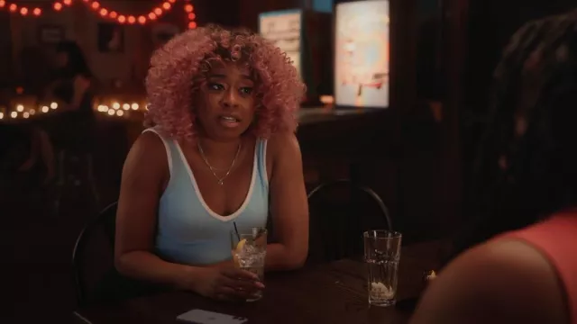 Abercrombie Essential Tank Top worn by Phoebe (Phoebe Robinson) as seen in Everything's Trash (S01E09)