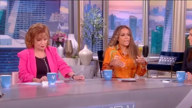 Cinq a Sept Kris Ruched Sleeve Blazer worn by Joy Behar as seen in The View on September 13,2022