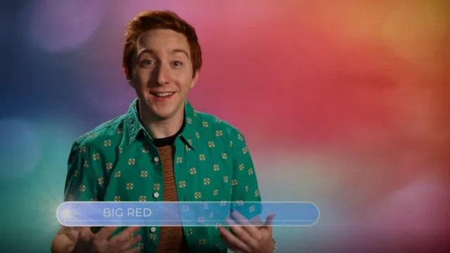 Chemise géométrique verte Levi’s portée par Big Red (Larry Saperstein) vue dans High School Musical: The Musical: The Series (S03E08)
