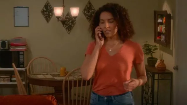 Madewell V-Neck Whisper Cotton Tee worn by Carmen Diaz (Vanessa Rubio) as seen in Cobra Kai (S05E01)