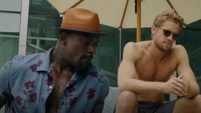 Lunettes de soleil Garrett Leight Hamptons portées par Danny McNamara (Matt Barr) vues dans Blood & Treasure (S02E05)