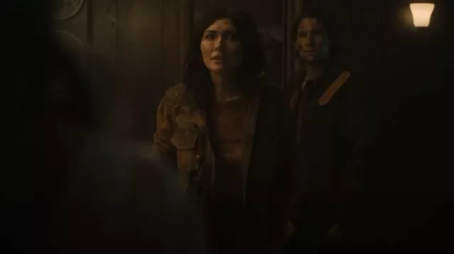 Lovers and Friends Lydia Cropped Tank porté par Idalia (Daniella Pineda) comme on le voit dans Tales of the Walking Dead (S01E06)