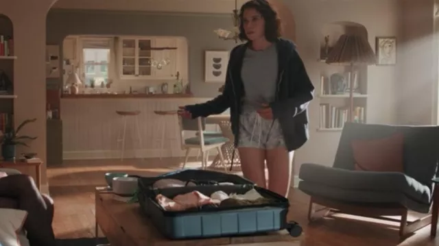 Blue Suitcase used by Jennifer Walters (Tatiana Maslany) in She-Hulk: Attorney at Law TV show (Season 1 Episode 7)