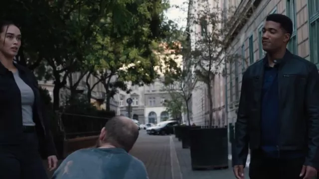 John Varvatos Star Usa Moto Jacket porté par l’agent spécial Andre Raines (Carter Redwood) vu dans FBI: International (S02E02)
