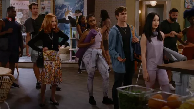 Ted Baker Anggela Skirt worn by Sheila (Swoosie Kurtz) as seen in Call Me Kat (S03E01)