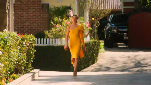 Jeffrey Campbell Geometric Sandal worn by Polly Brindle as seen in Selling The OC (S01E01)