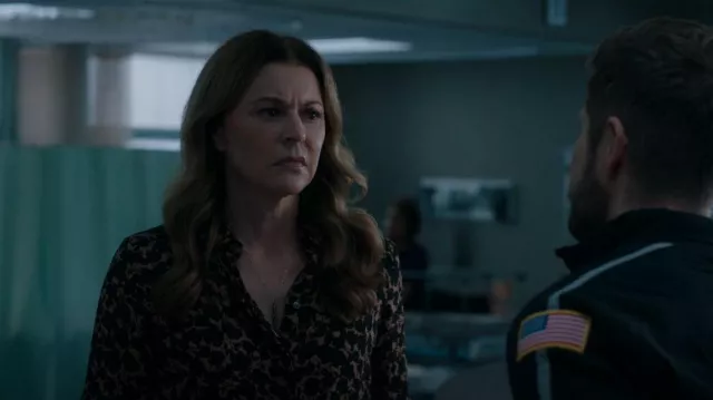 Michael Kors Collection Hansen Floral-Print Button-Front Shirt of Kit Voss (Jane Leeves) in The Resident (S06E03)