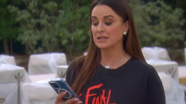 Anne Sisteron 14 Kt Pave Heart Neck­lace worn by Kyle Richards as seen in The Real Housewives of Beverly Hills (S12E21)