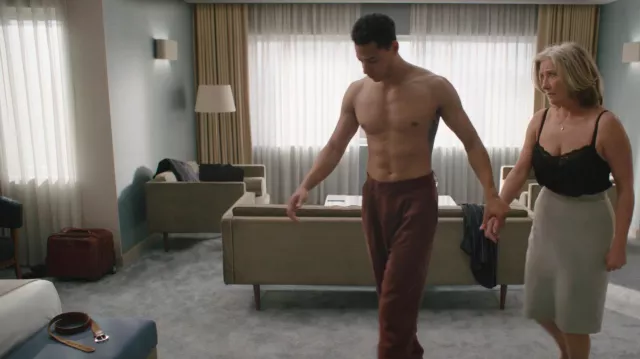 Joggers Pants worn by Leo Grande (Daryl McCormack) in Good Luck to You, Leo Grande movie