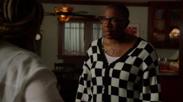 R13 Checkerboard Oversize Distressed Cotton Cardigan worn by Henrietta 'Hen' Wilson (Aisha Hinds) as seen in 9-1-1 (S05E18)
