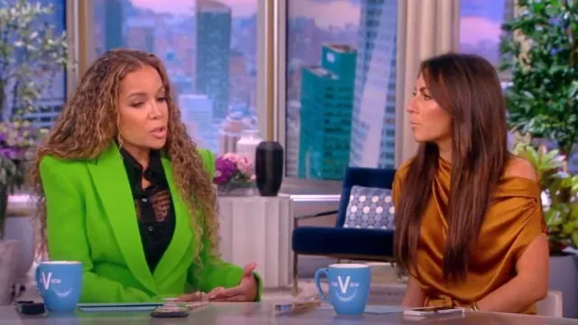 Alex Perry Manon Satin Crepe Blazer Jacket worn by Sunny Hostin as seen in The View on October 12, 2022