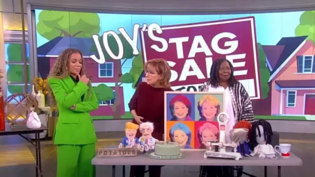 Alex Perry Hutton Satin-crepe wide-leg Pants worn by Sunny Hostin as seen in The View on October 12, 2022