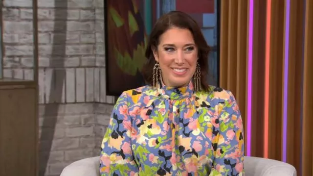 Stine Goya Eddy Blouse in Teatime Floral worn by  Sarah Gelman as seen in CBS Mornings on October 13, 2022