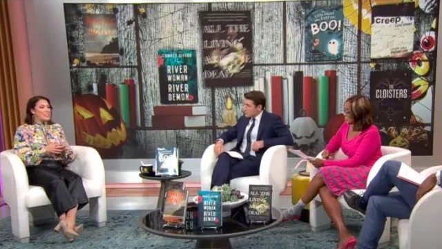 Diane von Furstenberg Rosa Jupe portée par Gayle King telle que vue dans CBS Mornings le 13 octobre 2022