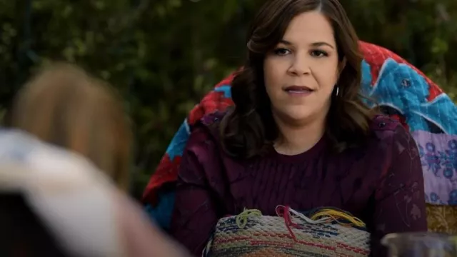 Robe Rag and Bone Rubie Floral Burnout portée par Sara Castillo (Lindsay Mendez) vue dans All Rise (S02E15)