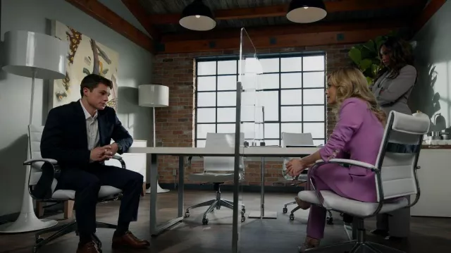 Veronica Beard Gamila Pantalon porté par Amy Quinn (Lindsey Gort) vu dans All Rise (S02E16)