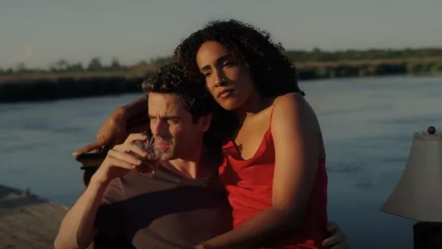 Alice + Olivia Harmony Mini Robe portée par Cammie Lorde (Tiana Okoye) comme vu dans Panhandle (S01E05)